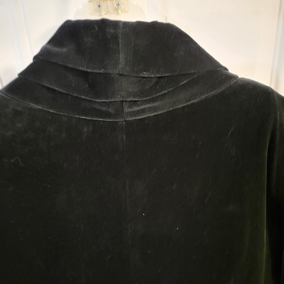 Vtg JS Collection Blk Velvet  F-Lgth Pleated Open Evening/ Opera Coat w/Pckts - Picture 3 of 6